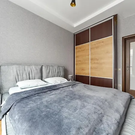 Apartament Апартаменты С Балконом Верхний Город