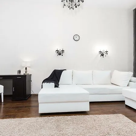 Апартаменты С Балконом Верхний Город Apartment Minsk